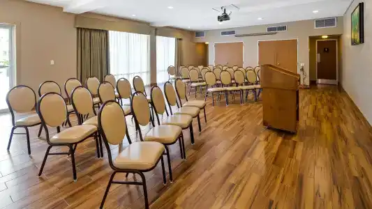 Best Western Orlando West - 13