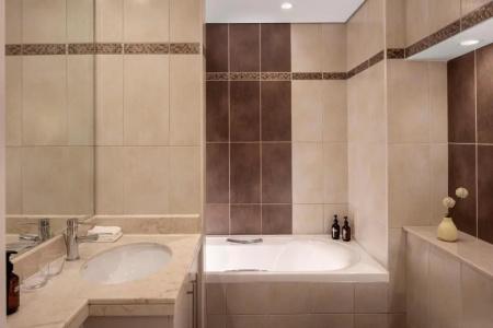 Staybridge Suites Dubai Internet City, an IHG - 39