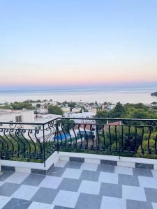 Pefkides Aegina Boutique - 44
