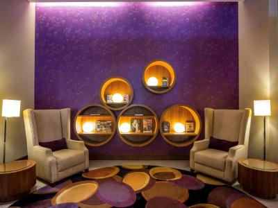 Novotel Suites Dubai Mall of the Emirates - 10