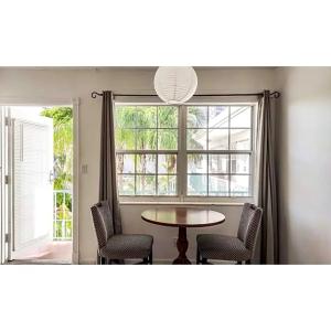 Green Island Inn - 54
