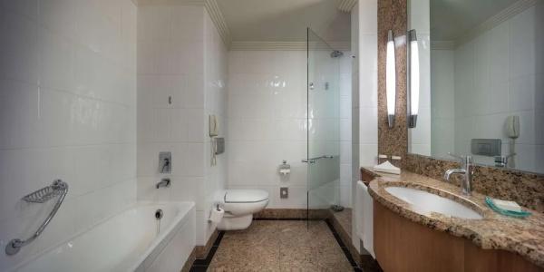 Adana Hiltonsa - 46