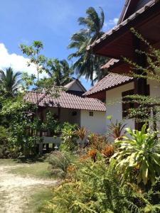 Malibu Beach Bungalows - 27