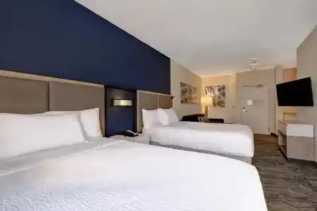 SpringHill Suites by Marriott - 29