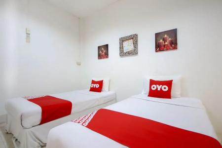 OYO 1054 Phuket Backpacker Hostel - 50