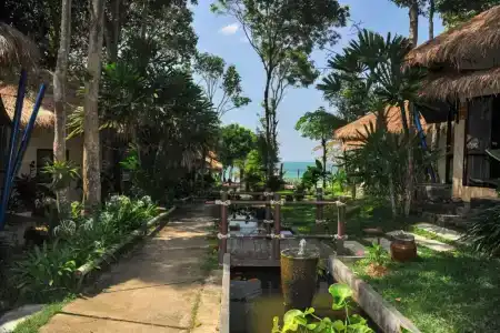 LaLaanta Hideaway Resort - 32
