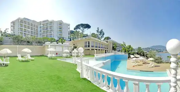 The Royal Grand - 35