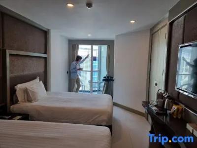 Centara Azure Pattaya - 34