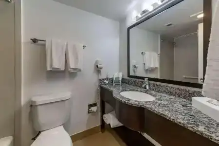 Best Western Palm Beach Lakes - 50
