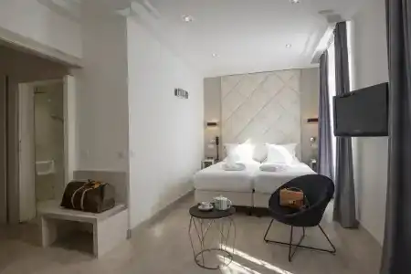 Golden Tulip Cannes De Paris - 215