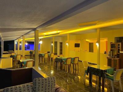 Rose Pension - 23