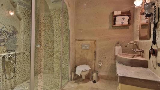 Phocas Cave Suites - 79