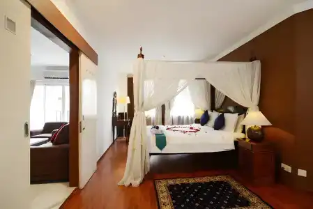 Holiday Place - 3