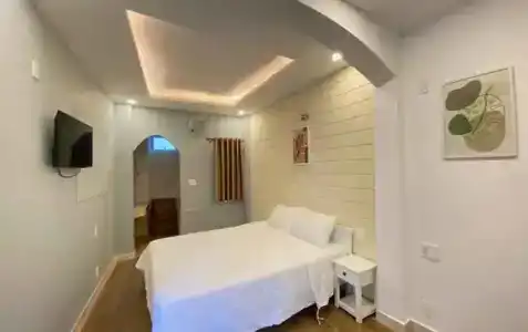 Tuyet Mai - 0
