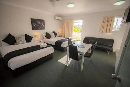 Herston Place - 13
