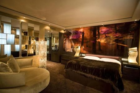 Savoy - 18