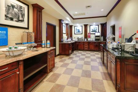 Hampton Inn & Suites Dallas-Arlington-South - 18