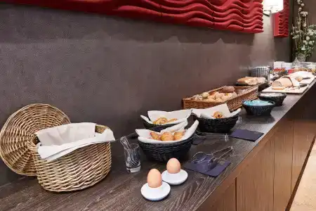 Best Western Premier Keizershof - 10