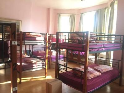 Embassie Backpackers - 15