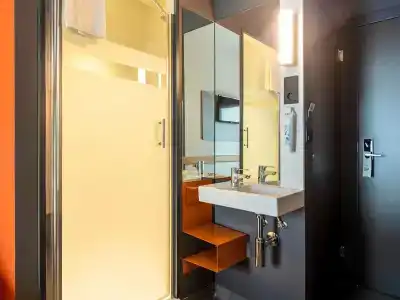 Ibis Budget Bilbao City - 10