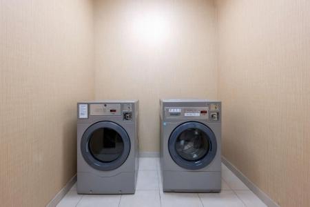 Best Western Plus Suites - 3
