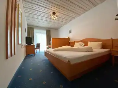 Krone Tirol - 144