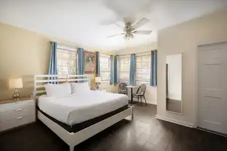 Southernmost Inn Adult Exclusive - 20