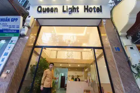 Queen Light - 13