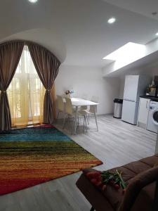 Premier City Aparthotel - 63