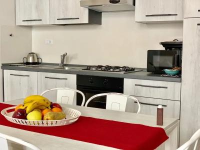 Regis Condo - 129