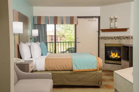 Pigeon River Inn - 177