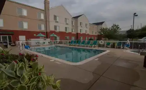 Hilton Garden Inn - 12