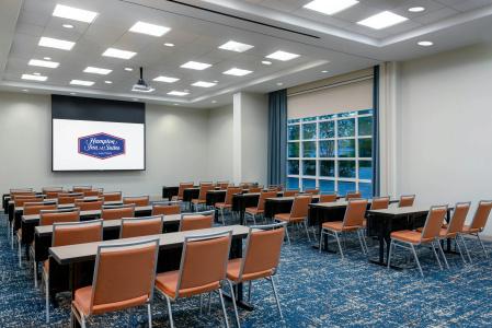 Hampton Inn & Suites Airport Avion Park Westshore - 40