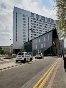 Park Regis Birmingham - 21