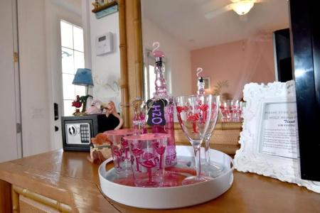 Inn on the Avenue - 101