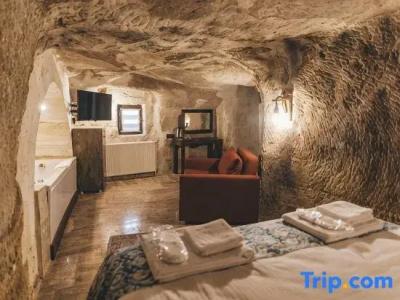 Tale Cave In - 139