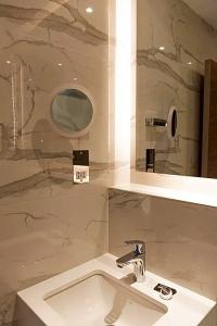 Merit Kensington - 56