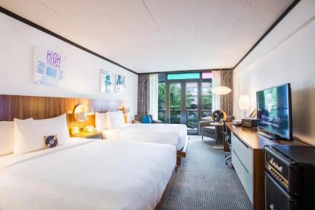 The Verb - 44