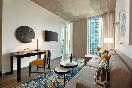Twelve Downtown, Autograph Collection - 140
