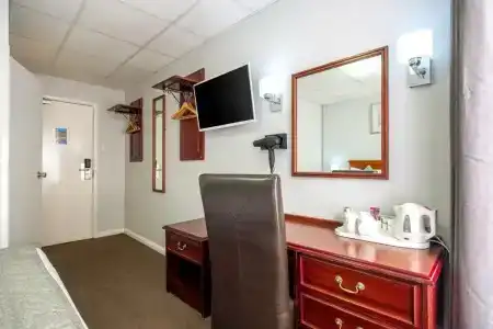 Comfort Inn Birmingham - 31