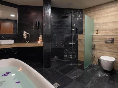 Eva Mare & Suites - Adults only - 335