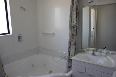 193 Aorangi Manor - 22