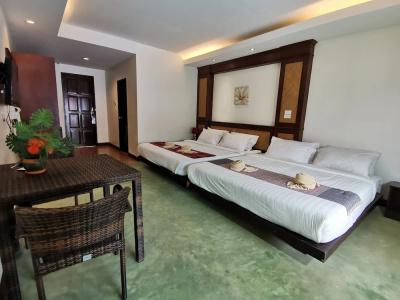 Lanta for Rest Boutique - 45