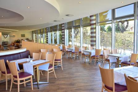 Ramada by Wyndham Dresden - 28
