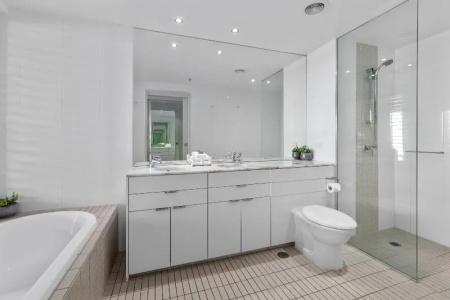 Ultra Broadbeach - 115