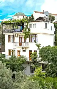 Santosa Pension - 7