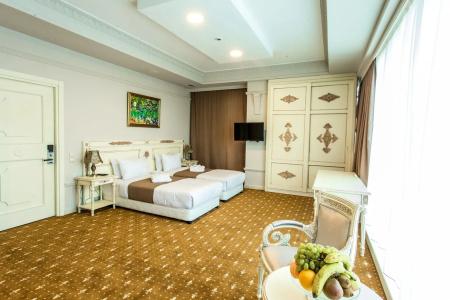 Golden Mir & SPA - 2