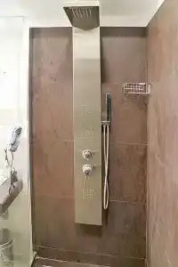 Riviera Luxury Suites - 6