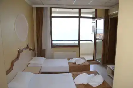 Ayvalık Palas - 2