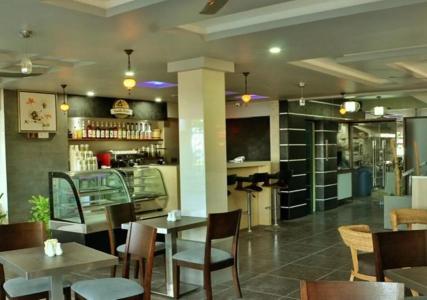 Airport Comfort Inn Premium - 18